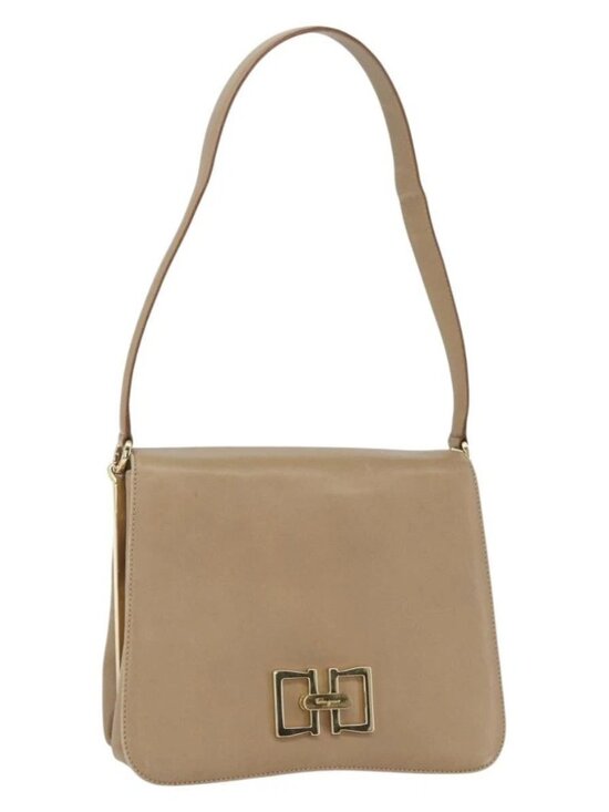 Salvatore Ferragamo Handbags - Salvatore Ferragamo Shoulder Bag Leather Beige Gold Auth 157525V
